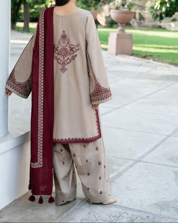 WINTER EMBROIDERY COLLECTION 3PC (DHANAK FABRIC) TT08
